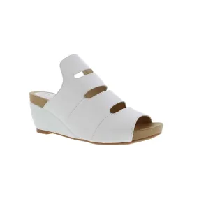 Bellini White Women Wedge Sandals In White Smooth