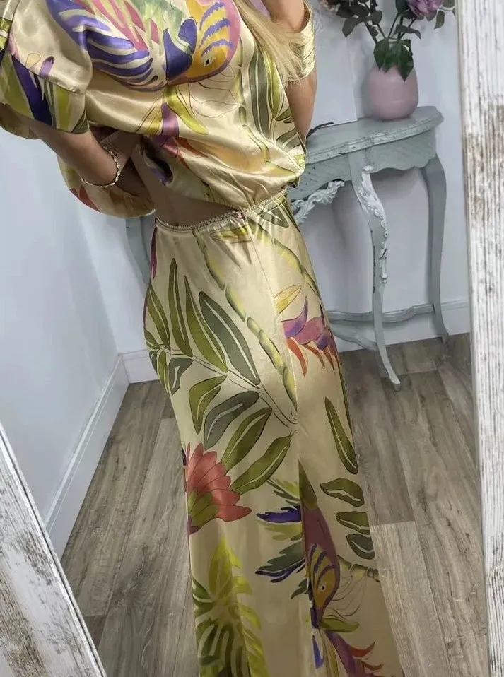 Cool and Breathable V-Neck Two-Piece Dress