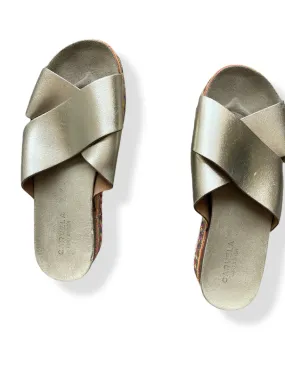 Rubynee Vintage y2k Carvela Kake Gold Slide Espadrille