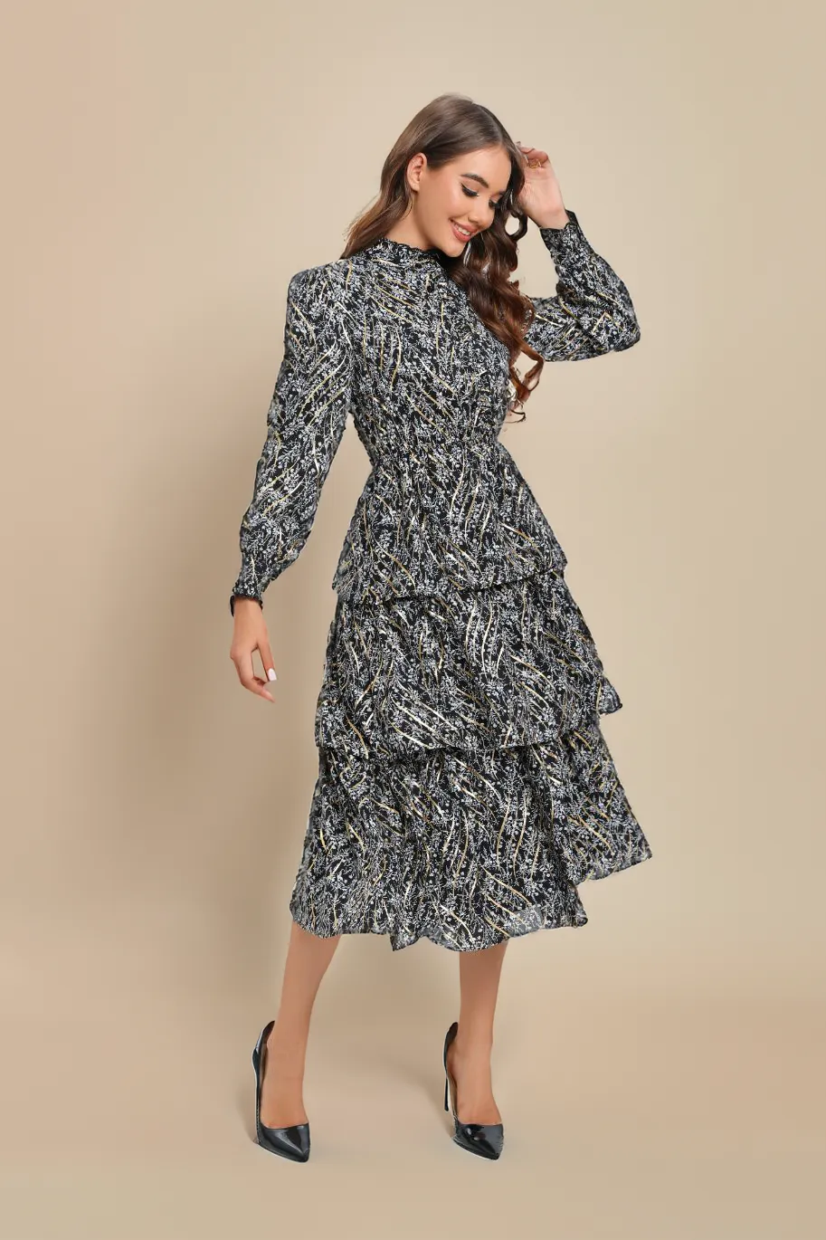 Tiered Gold Foliage Midi Dress שמלה